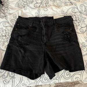 NWT American Eagle Black Distressed Women's Shorts